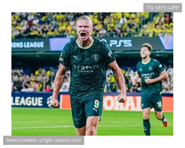 哈兰德门前抢点补射曼城夺三分 哈兰德门前抢点补射曼城夺三分